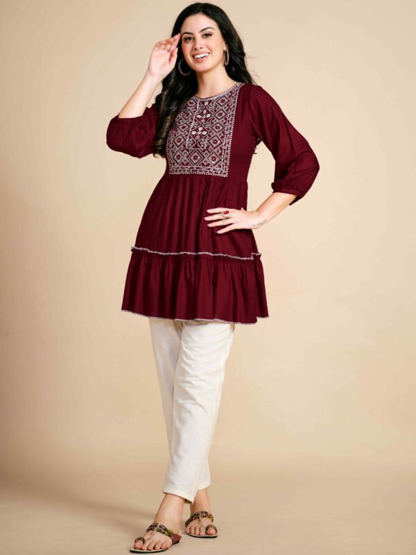 Glomee Heavy Rayon Embroidery Short Kurta