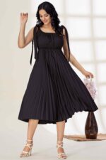 Glomee Women western pleated dress