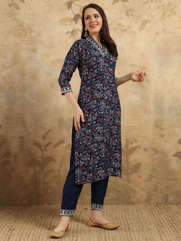 Glomee Introducing New kurti duptta and bottom set