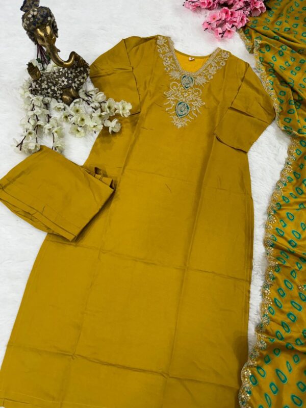 Glomee Introducing New kurti duptta and bottom set