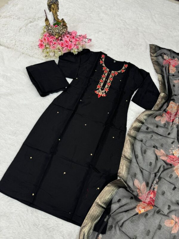 Glomee Introducing New Kurti set